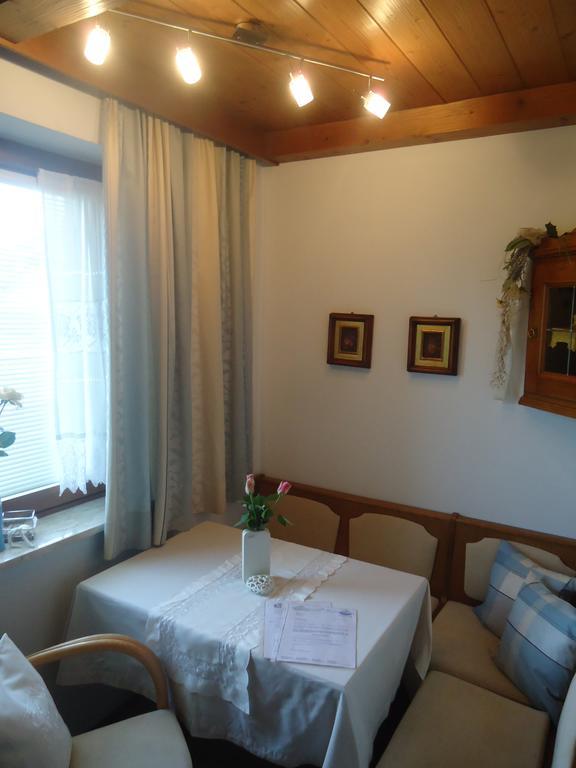 Rosi Tamegger Hotell Kössen Rum bild